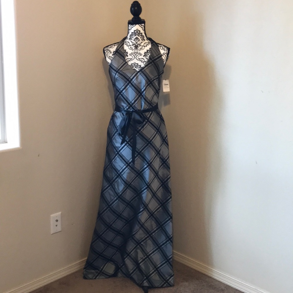 Ball gown